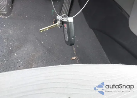 2014 Hyundai Sonata Hybrid z USA, uszkodzony, nr VIN KMHEC4A45EA114823